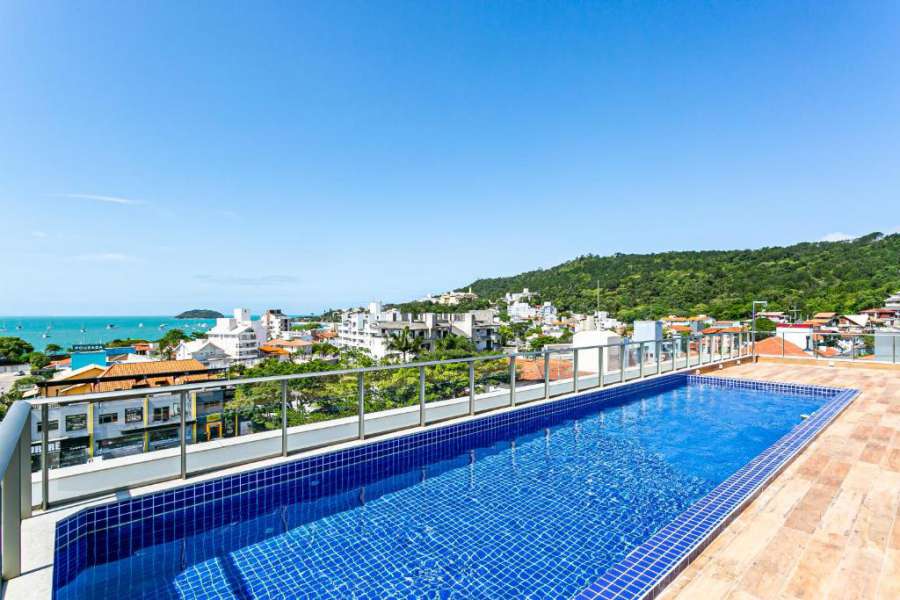 Lindo studio perto da praia em prédio novo ELU107