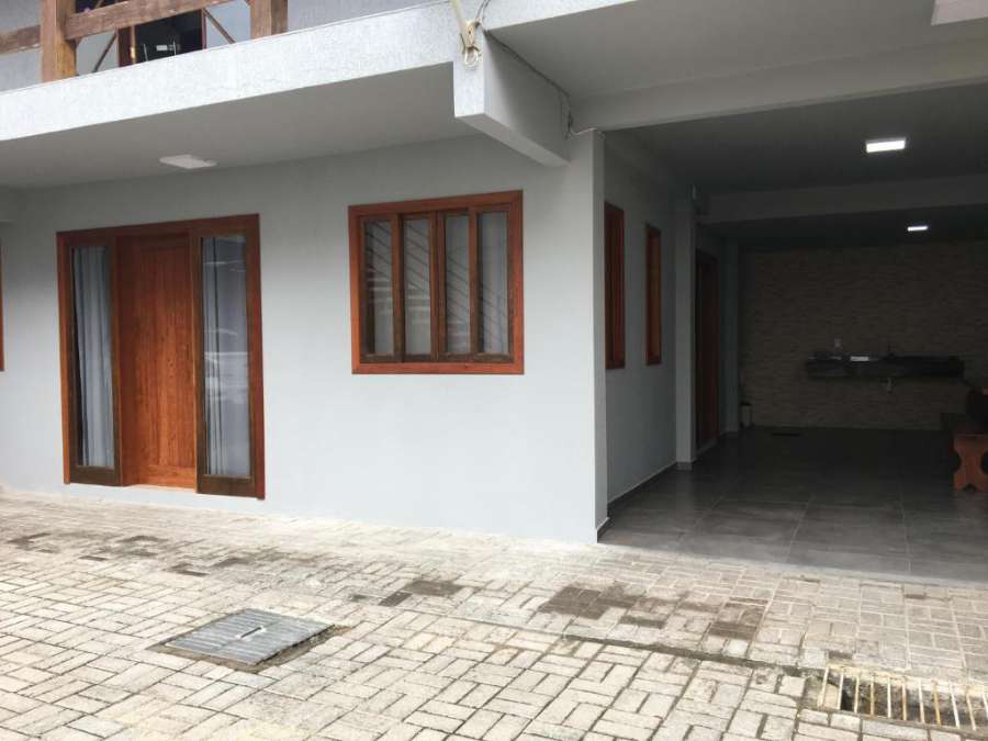 Casa aconchegante a 50m da praia!