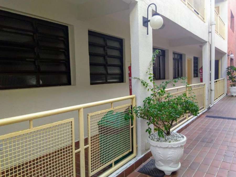 Apartamento 150 metros da praia da enseada