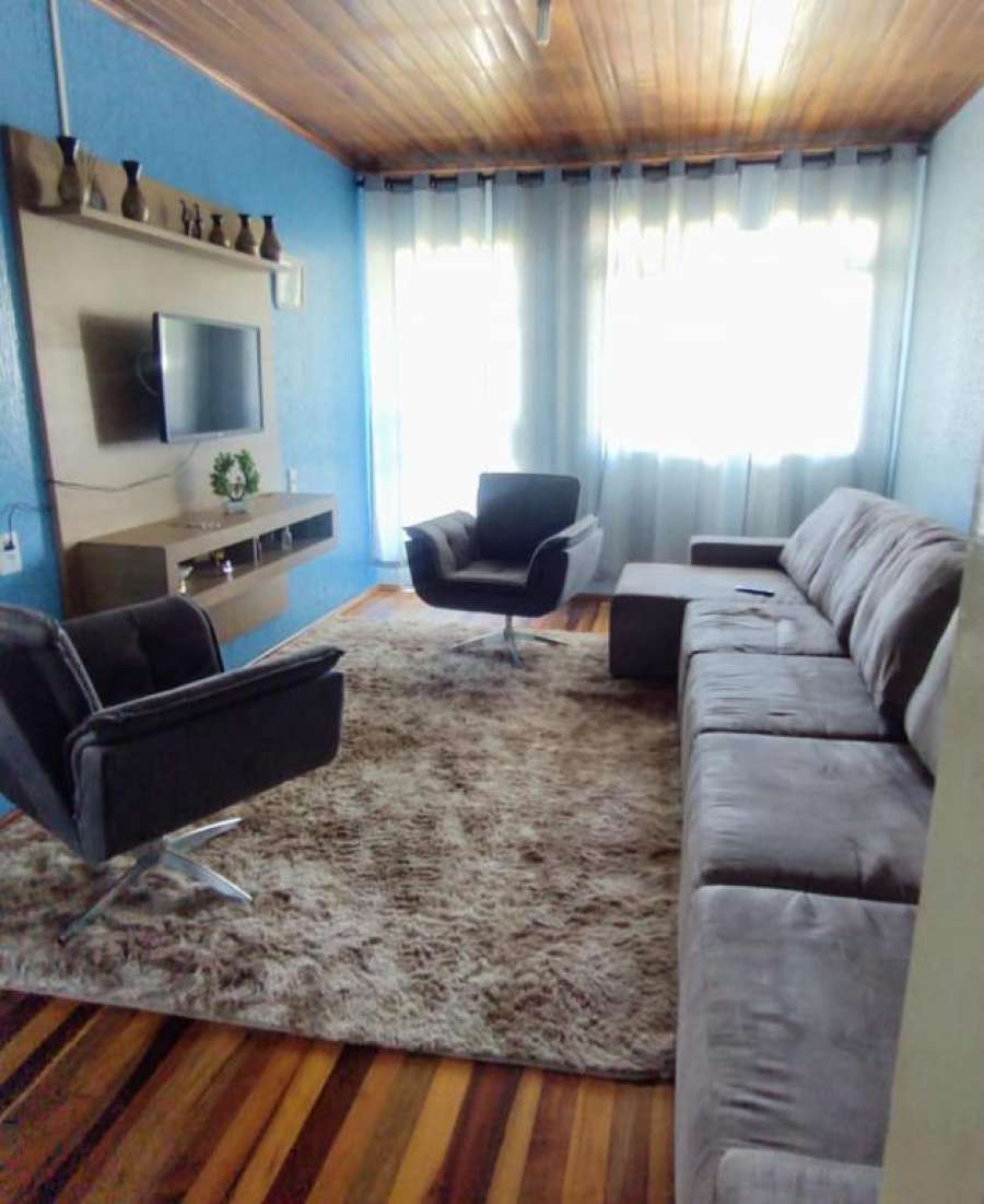 Casa bem localizada na Efapi