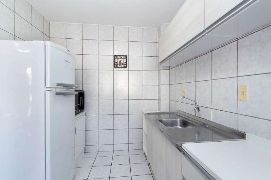 Aluguel Apartamento 2 quartos 50 m Mar Bombinhas SC 684