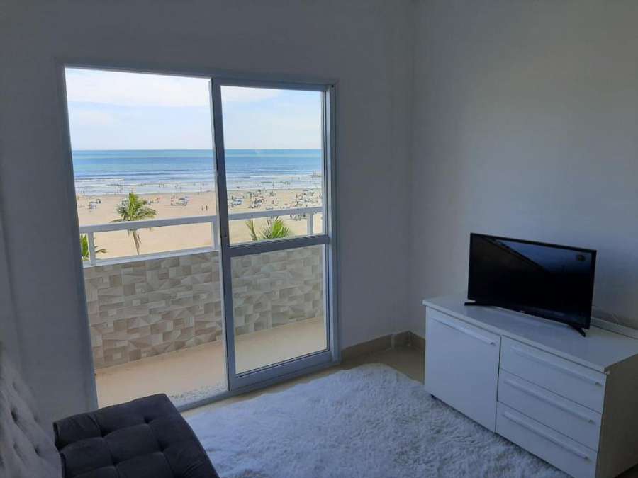 ap studio pé na areia na Guilhermina praia grande