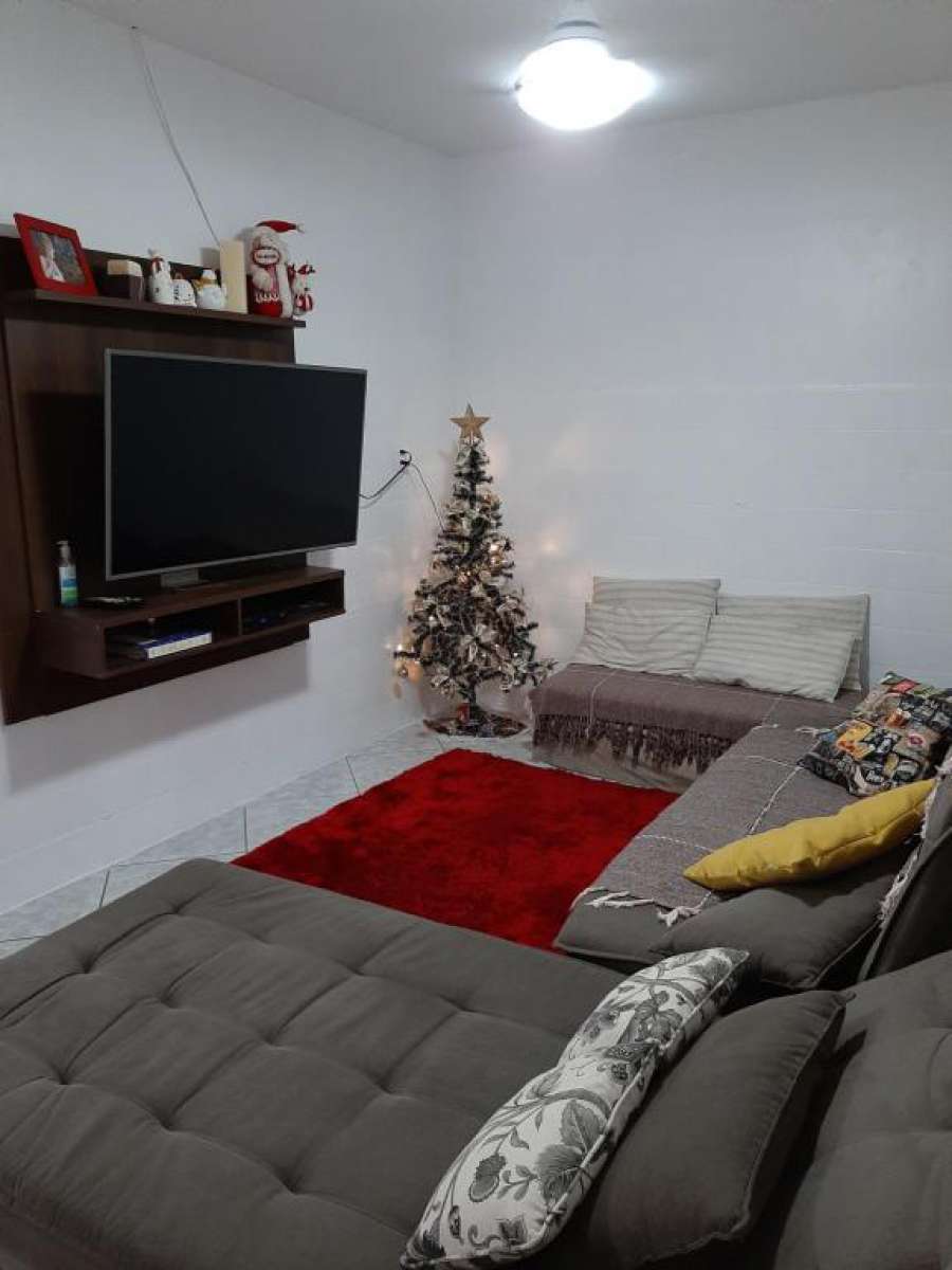 Casa 5 quartos - Ótima localização Meia Praia