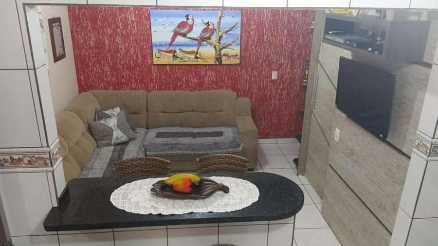 Casa Localizada a Menos de 100m da Praia de Zimbros