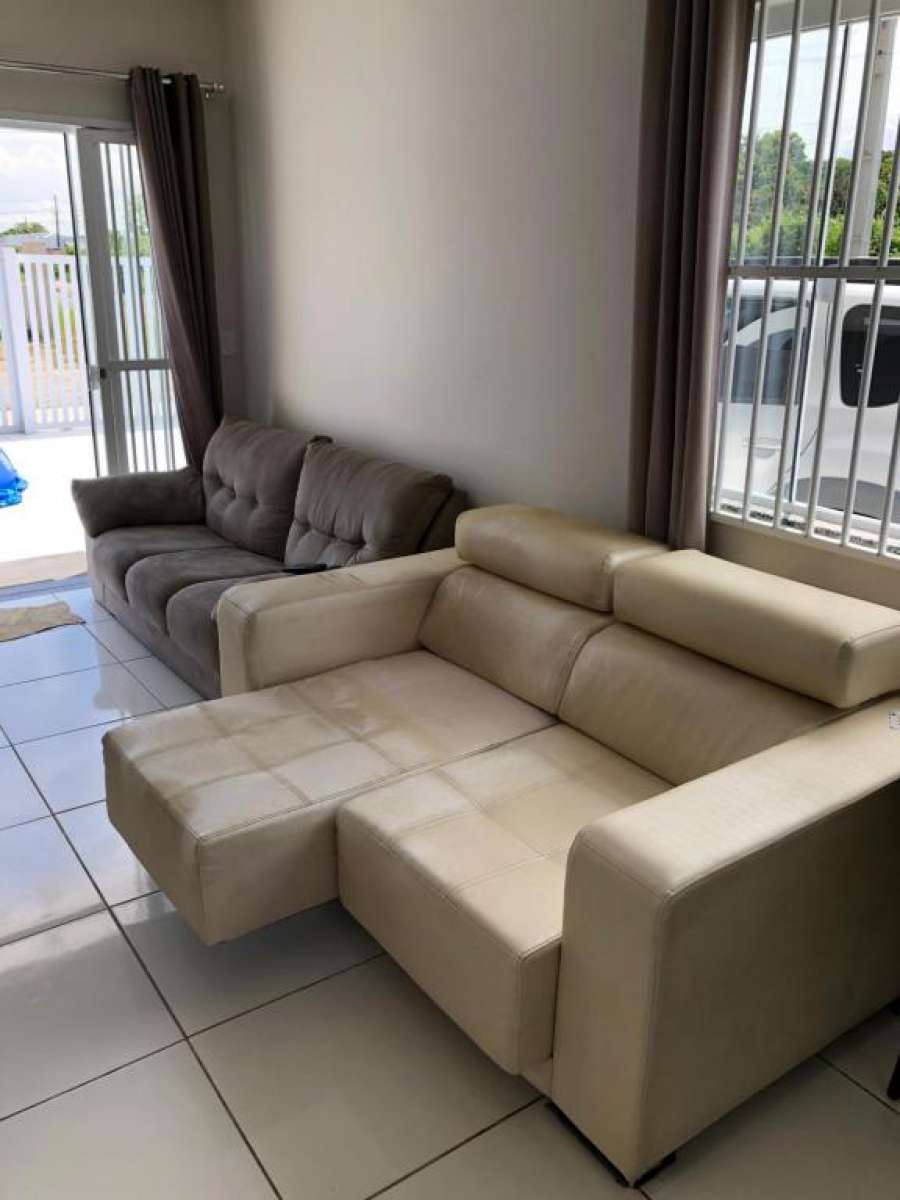 Ótima casa em praia de Leste no balneário canoas