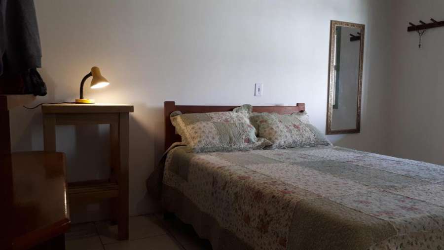 Casa de fundos/Centro da cidade