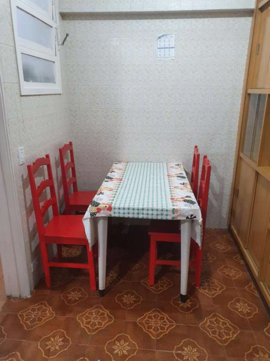 Apartamento inteiro. Pompeia. 100mts da praia.