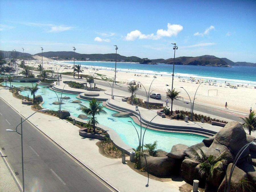 Apto Cabo Frio - Praia do Forte - 50 metros da praia