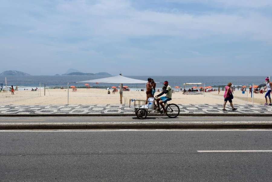 Flat super moderno Av. Vieira Souto RJ03