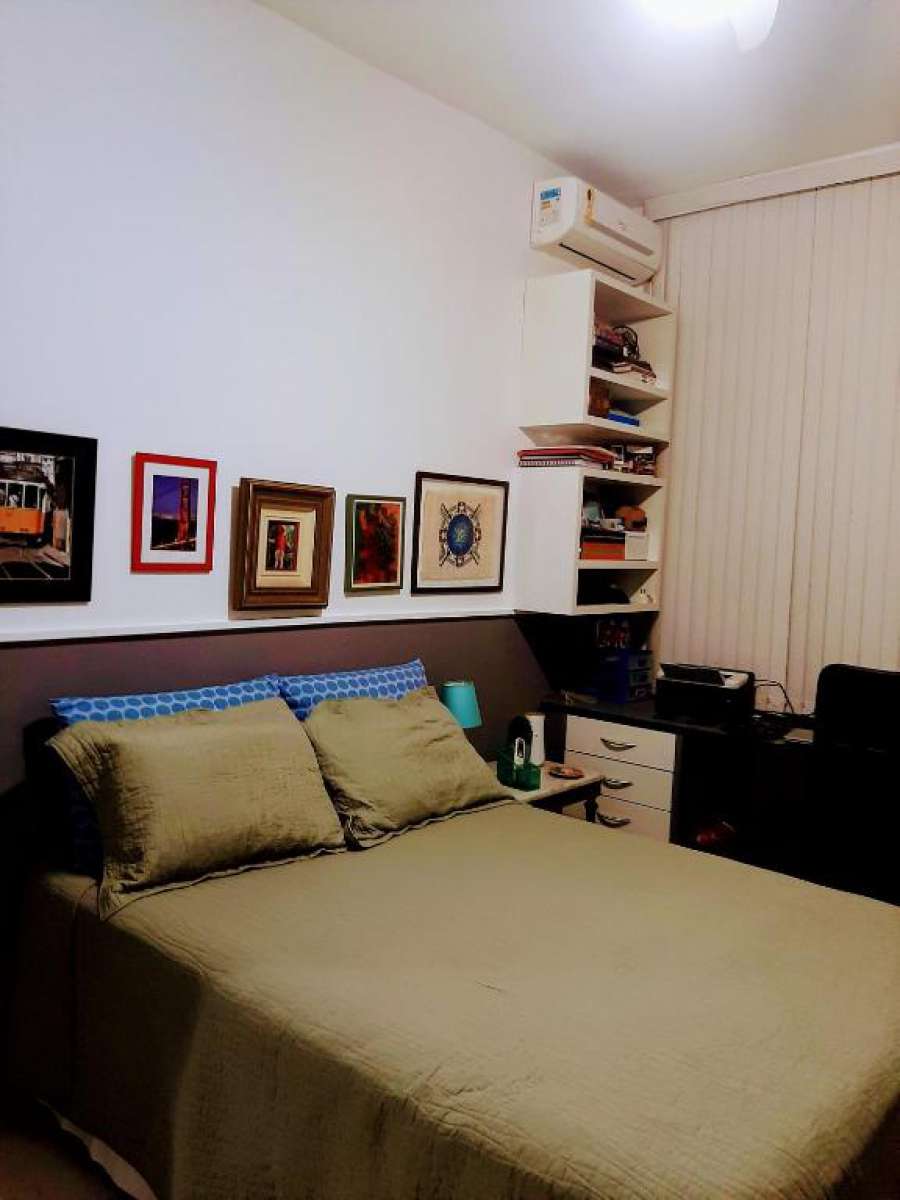 Quarto aconchegante no Humaitá - somente mulheres