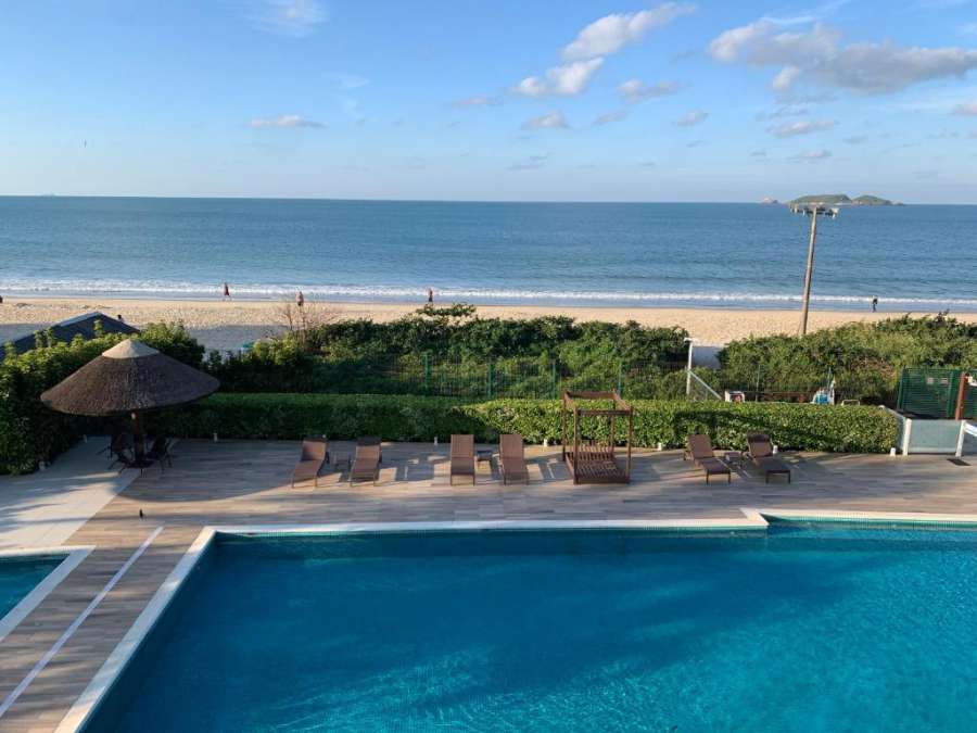Alto padrão pé na areia