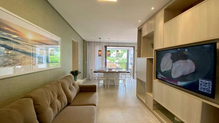 Elegante Apartamento de 3 quartos na Praia de Bombinhas.