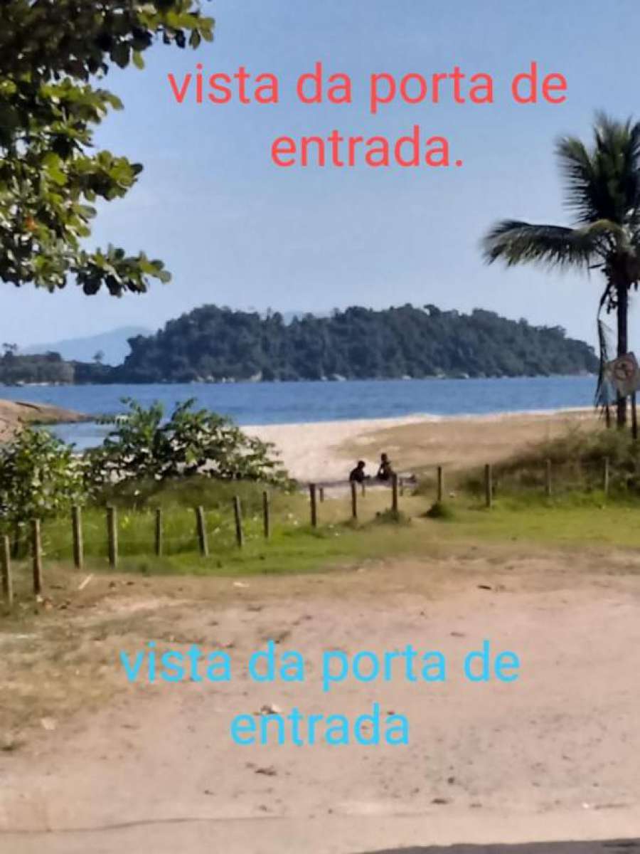 Casa a 50 metros da praia