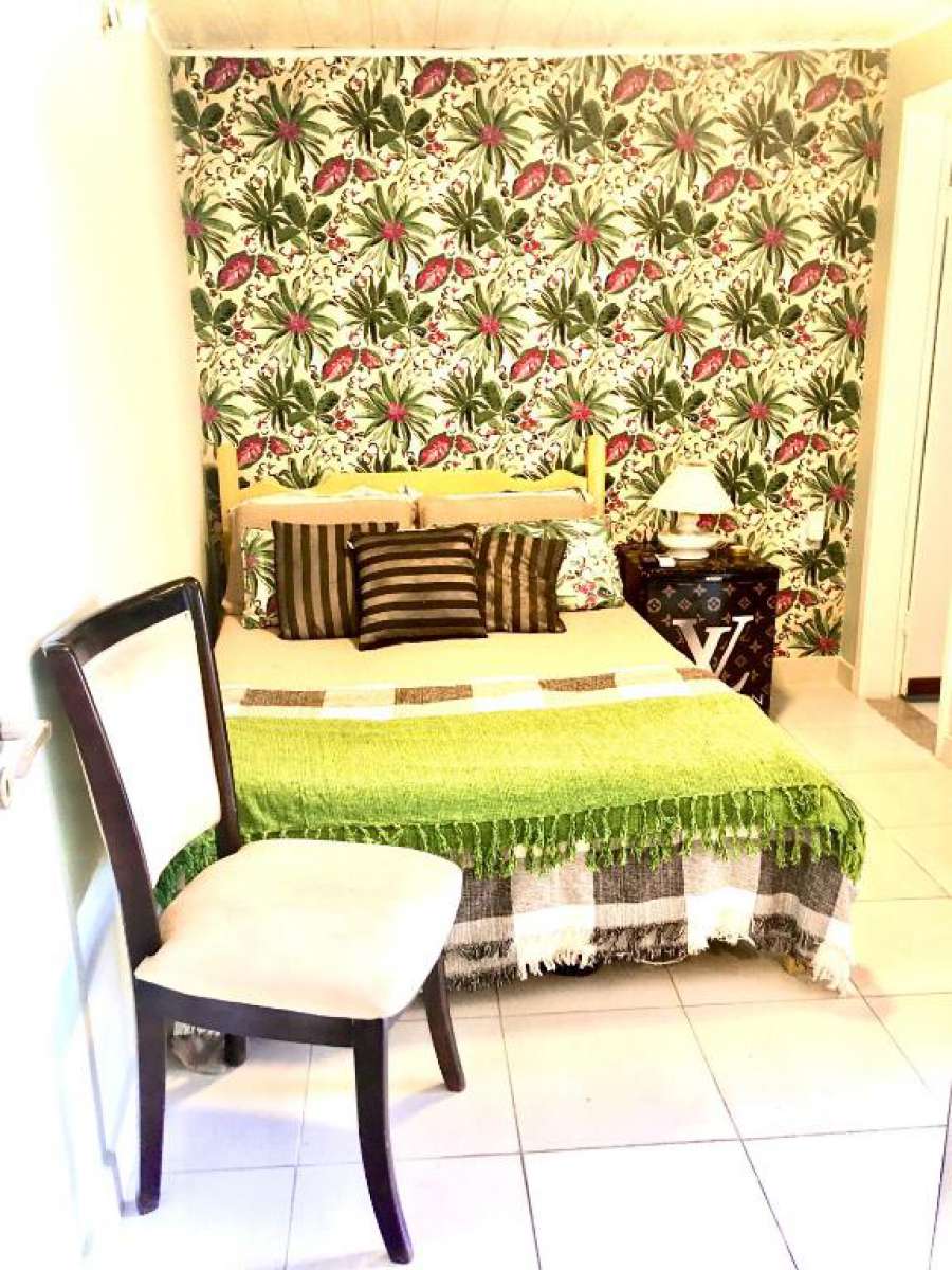 Casa de vila charmosa na quadra da praia