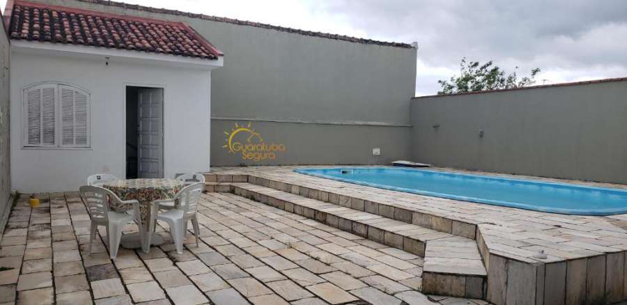 Casa de Veraneio com Piscina Guaratuba