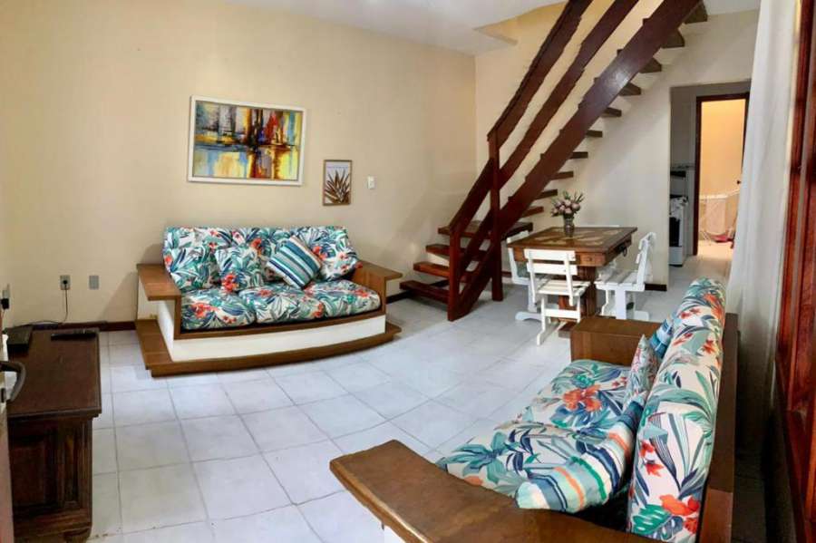 Duplex em Condomínio de Casas