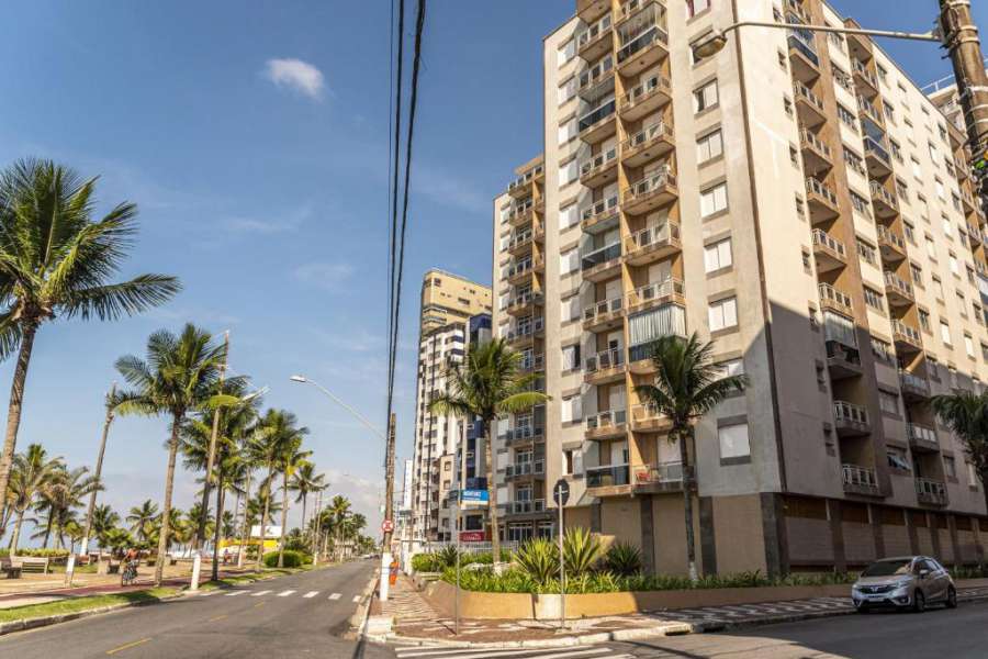 Apto aconchegante com varanda na Praia Grande