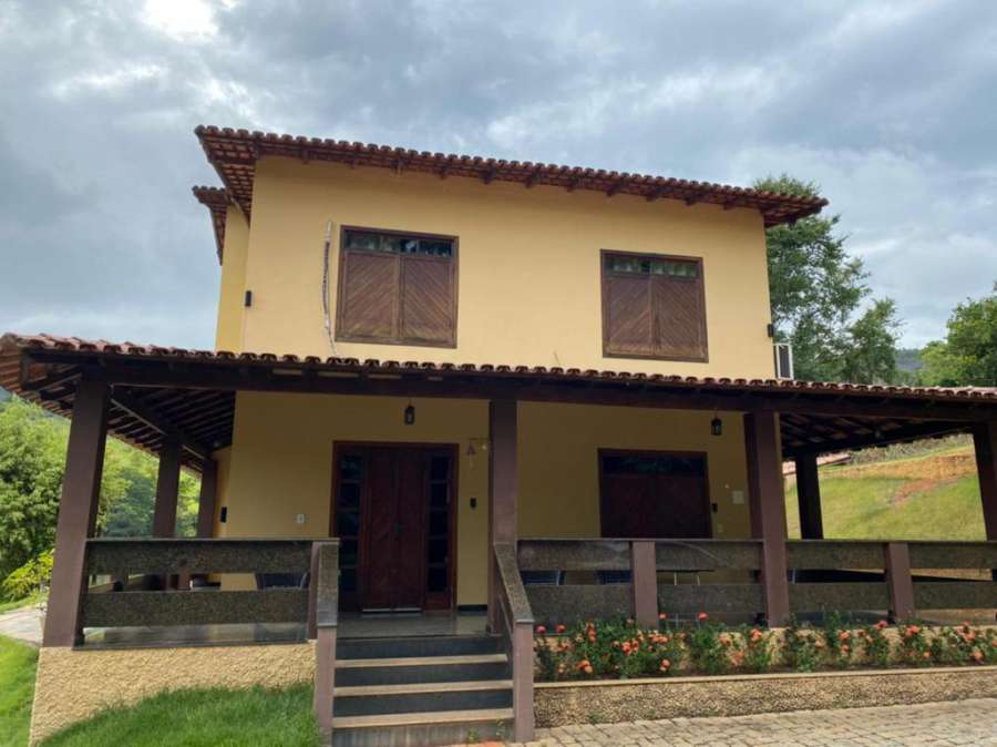 Super Sitio com piscina em Cachoeiro