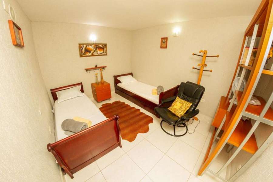 OBA 25 - Quarto Privativo - Excelente Localização!