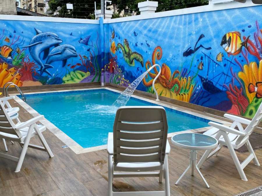 Enseada Beach & Suites