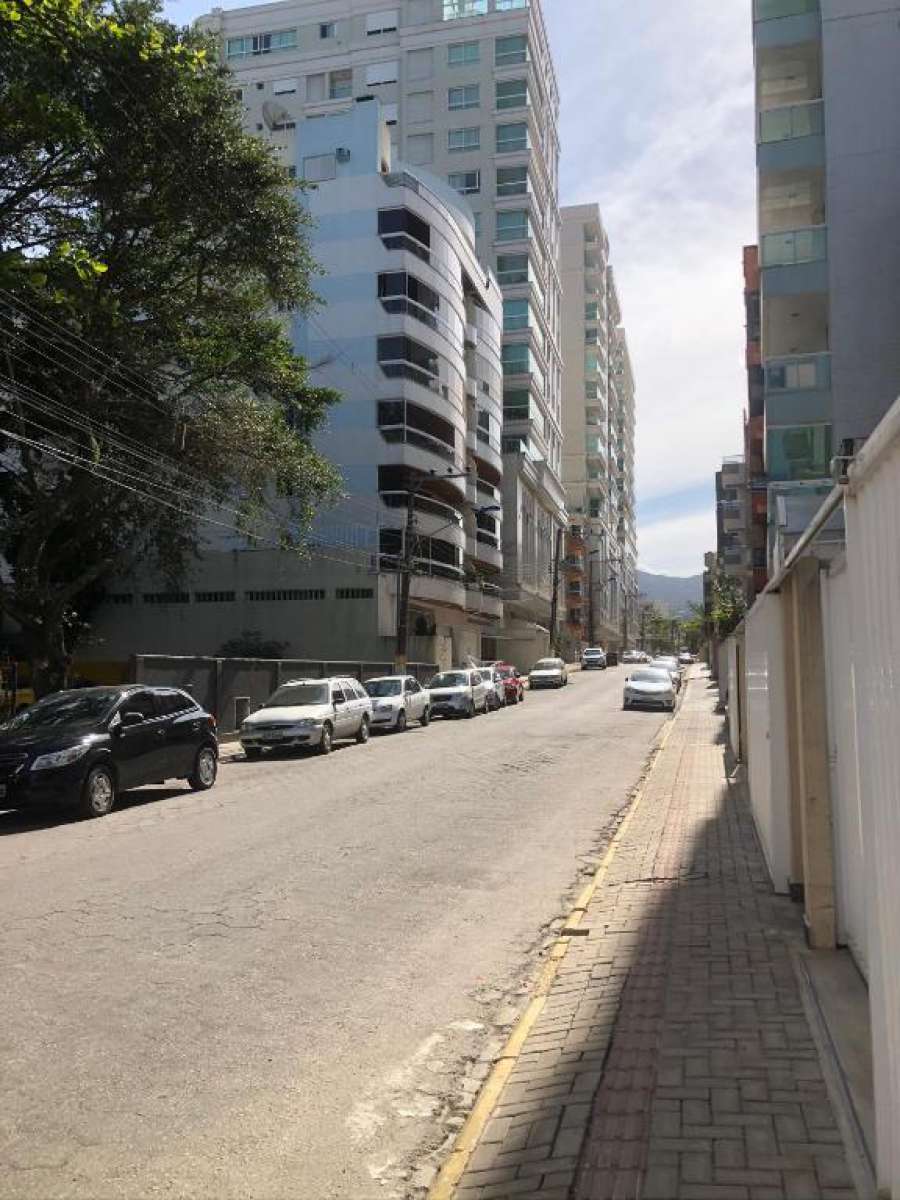 Apartamento completo no centro de Itapema