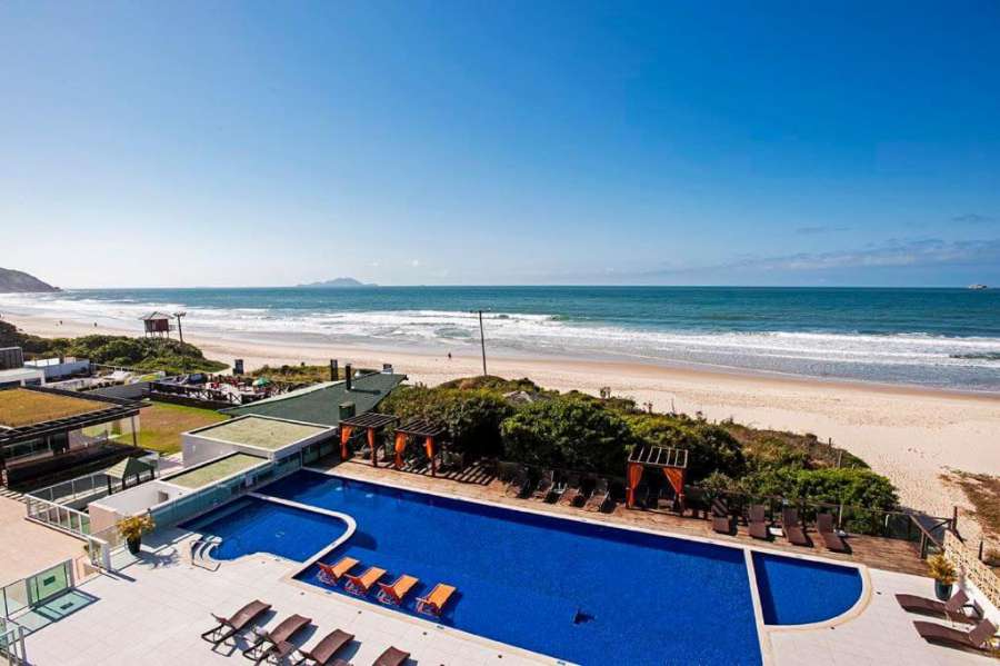 Aptos em hotel pé na areia nos Ingleses SLA
