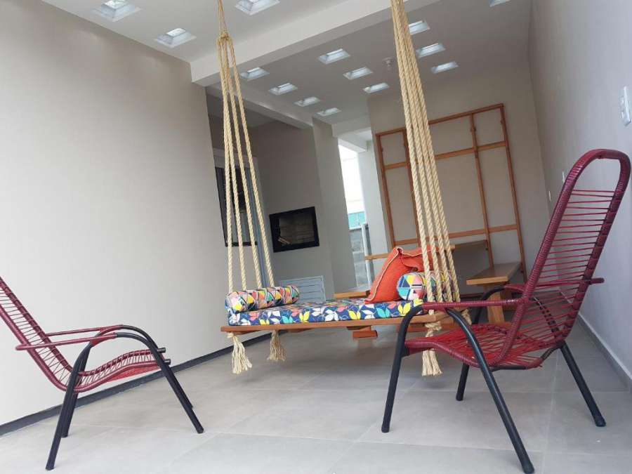 CASA NOVA CONFORTÁVEL E ACONCHEGANTE