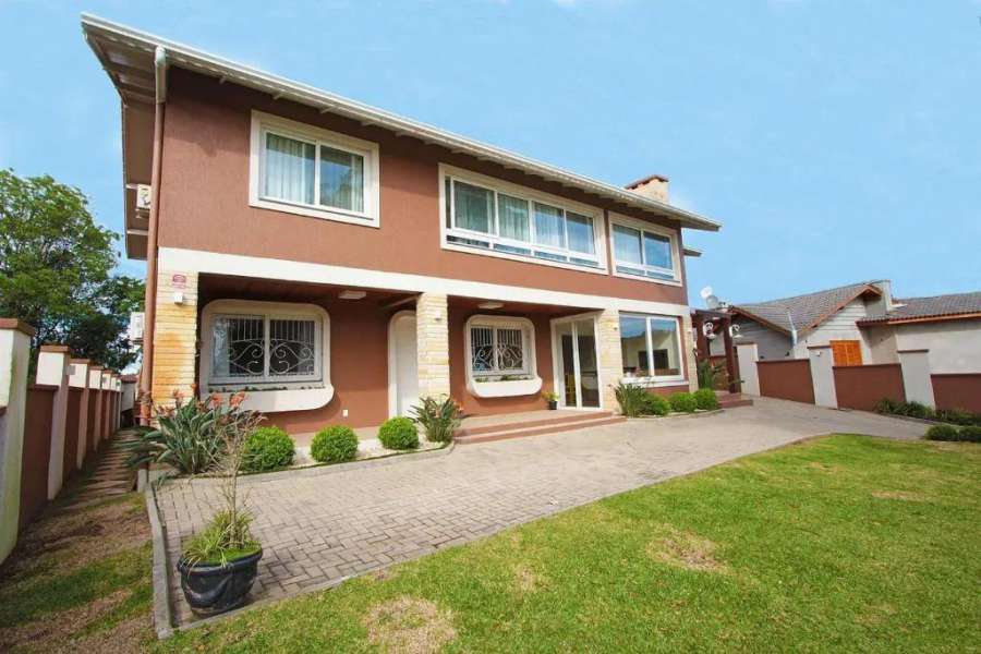 Maia - Uma bela casa para sua família na Serra Gaúcha