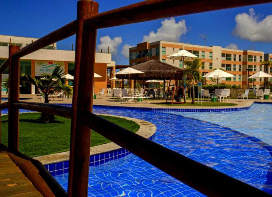 Condominio muro alto club