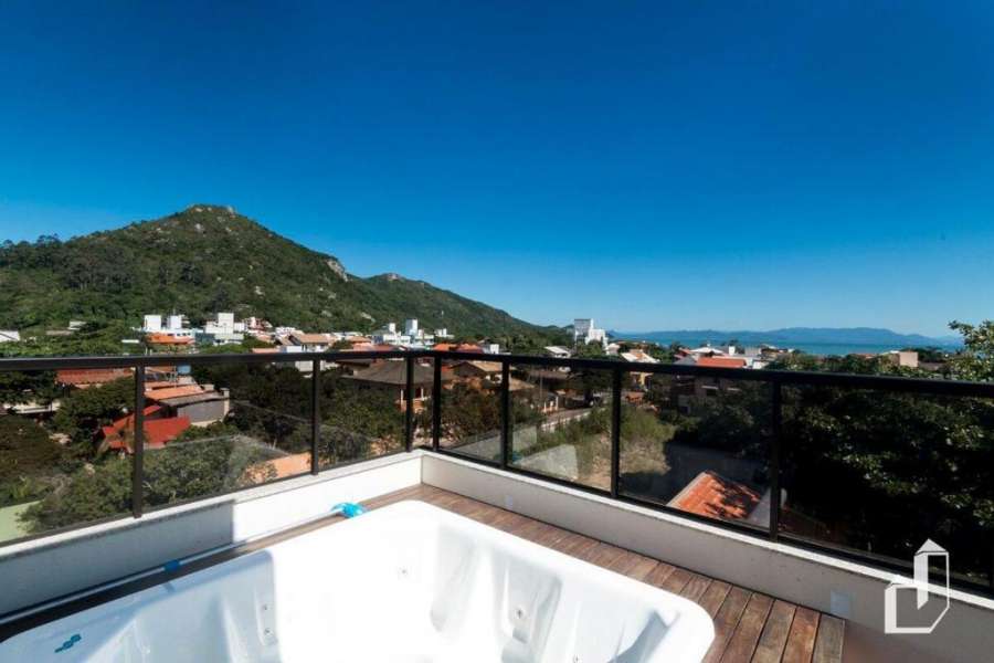 Cobertura Duplex com jacuzzi aquecida