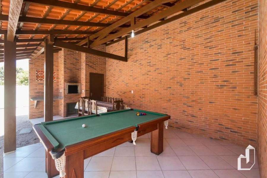 Casa com 03 dormitórios perfeita para seus dias de férias na praia