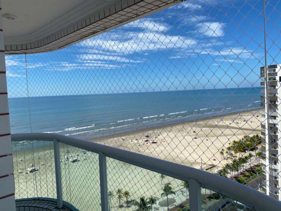 Vista mar com pé na areia .. cabendo no seu bolso.