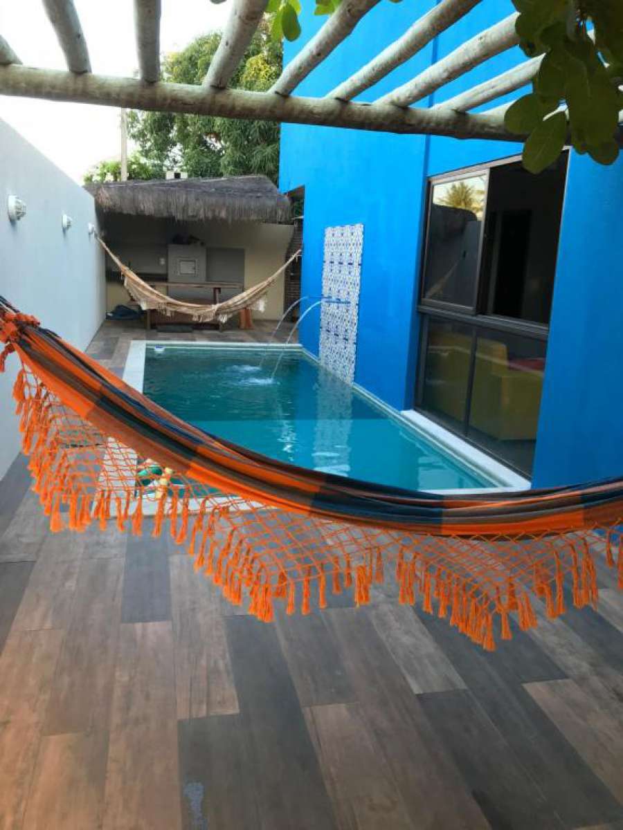 CASA COM PISCINA BARRA DE SÃO MIGUEL