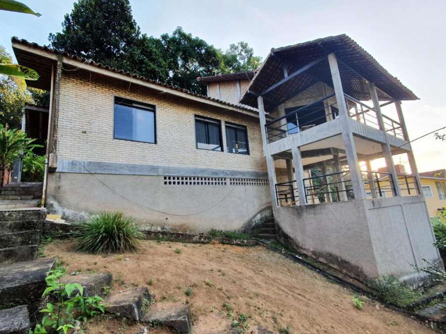 Casa de campo em Condomínio Fechado