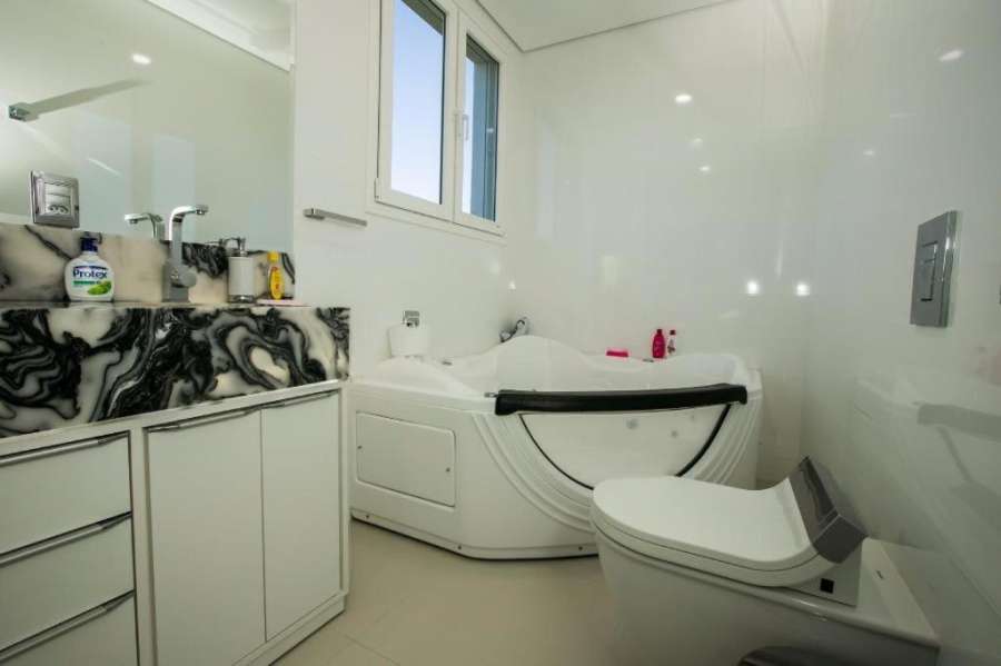 Casa nova luxuosa em Canasvieiras