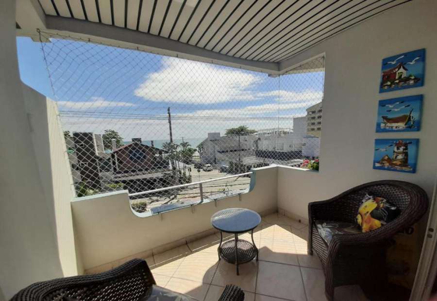Apartamento com vista em Bombas