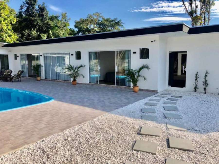 Casa de praia com muito espaço e conforto!!