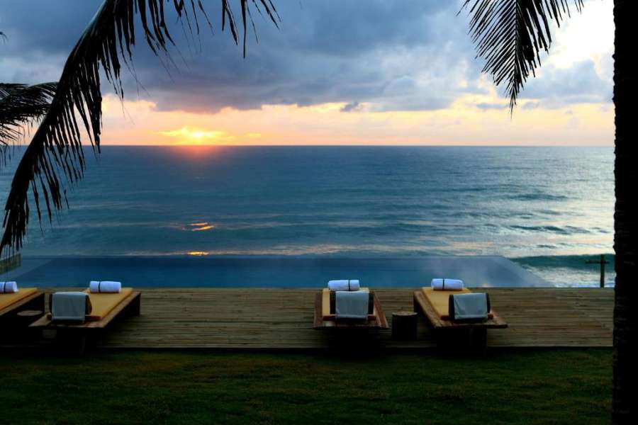 Kenoa Exclusive Beach Spa & Resort