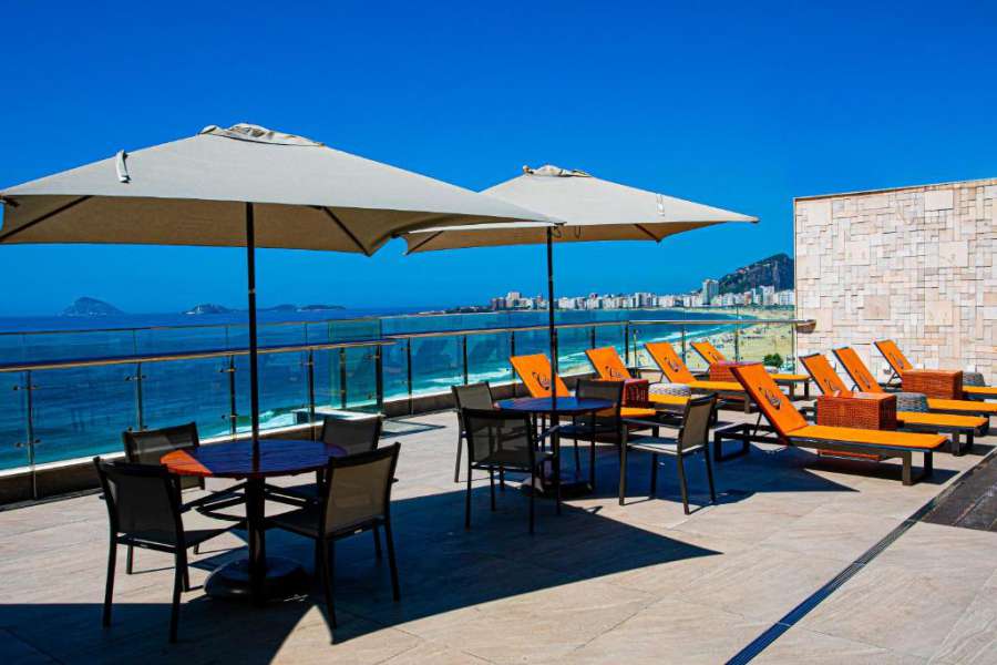 Arena Leme Hotel