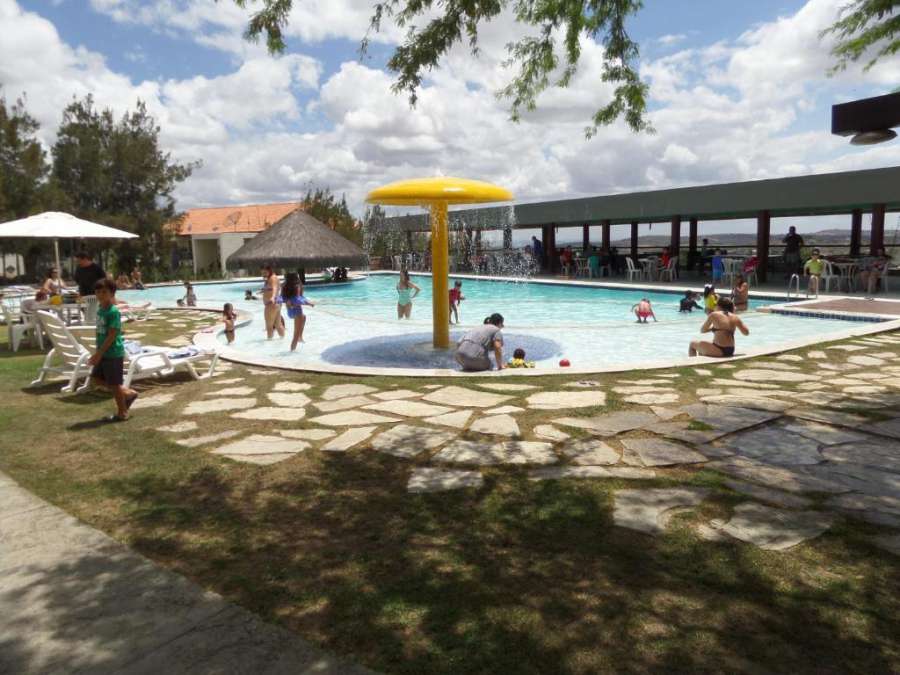 Foto do Flat Fazenda Monte Castelo - Netflix -Internet- Ao lado da Piscina do Hotel