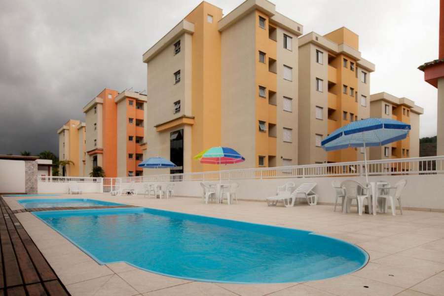 Foto do Sun Way Apartamentos com piscinas e churrasqueiras