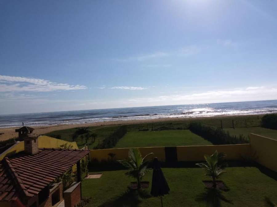 Foto do Cabo Frio de frente pro mar