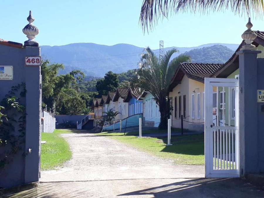 Foto do ACESSO A PÉ A PRAIA DA MARANDUBA! Casa com 2 dormitórios em Condomínio e 3 vagas de garagem