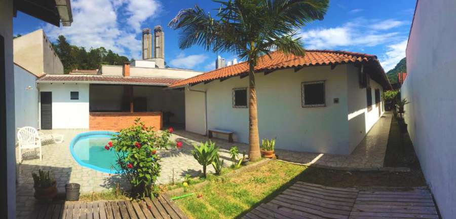 CASA C/ PISCINA INTERPRAIAS BALNEÁRIO CAMBORIU Foto do CASA C/ PISCINA INTERPRAIAS BALNEÁRIO CAMBORIU