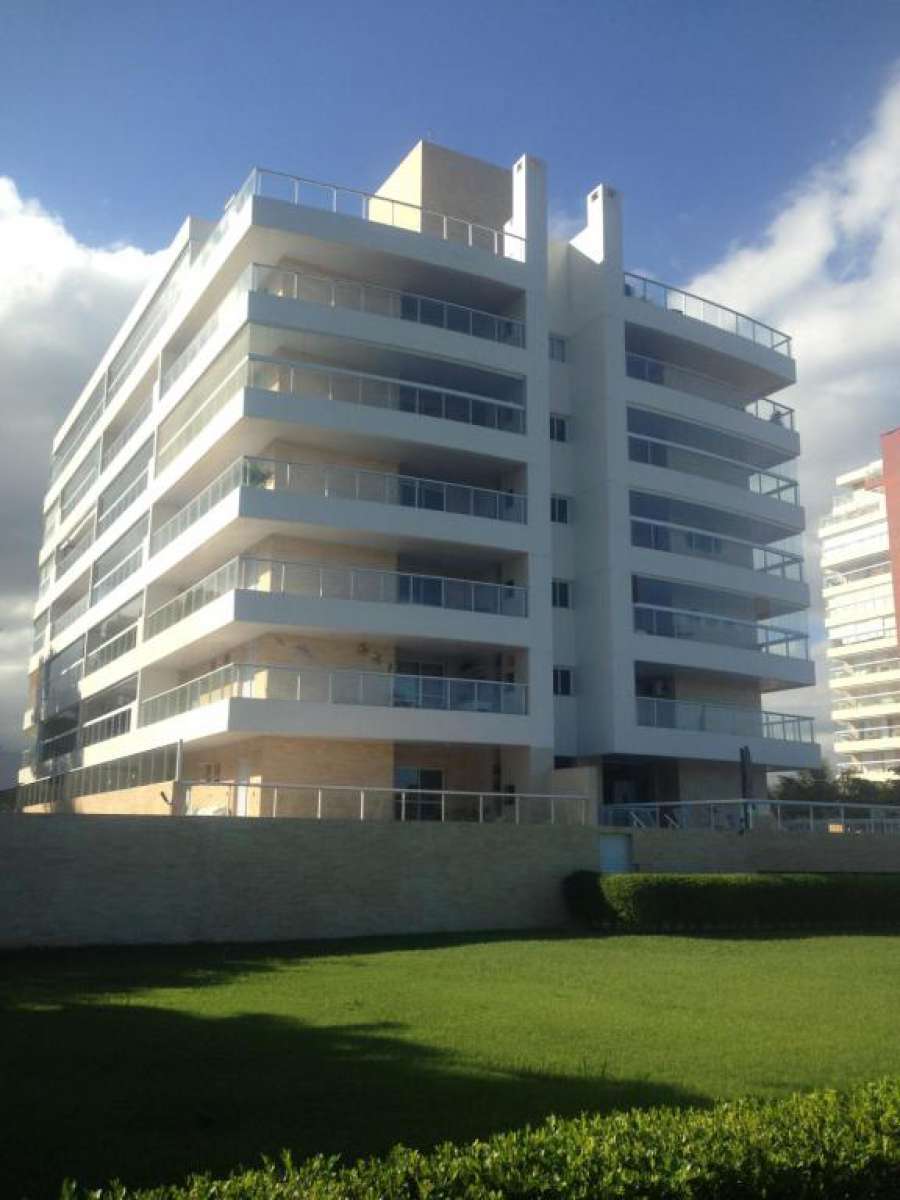 Foto do Lindo e Confortável Apartamento pé na areia e com linda vista do mar