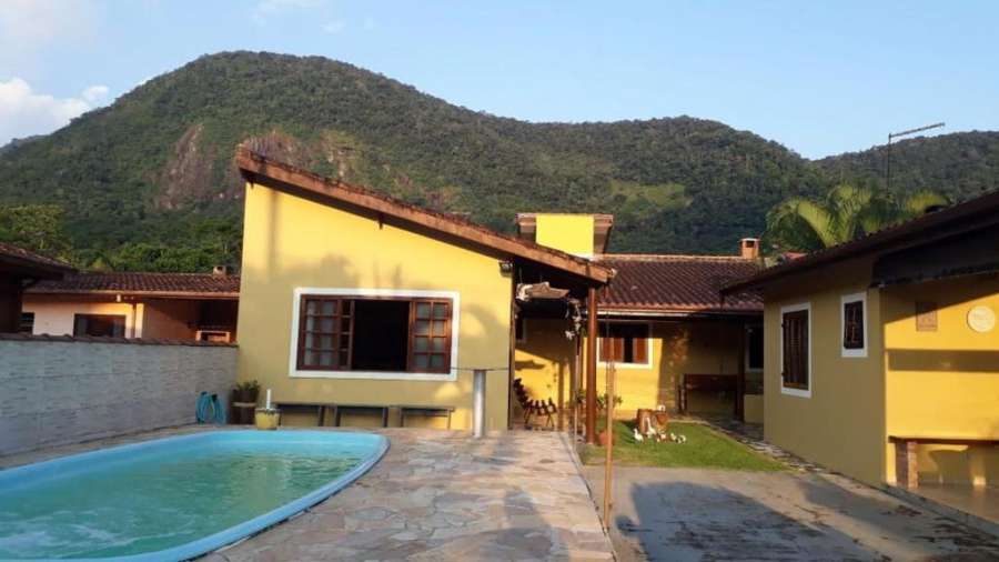 Foto do Casa com Piscina em Condomínio Fechado Mar Verde