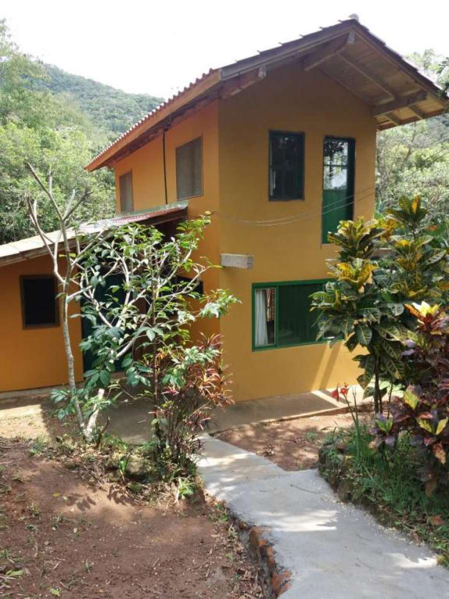 casa com cachoeira e wi/fi Foto do casa com cachoeira e wi/fi
