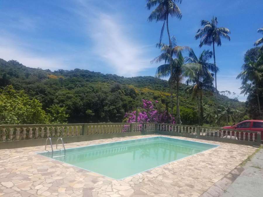 Foto do Chácara pé na água em meio à Mata Atlântica com piscina