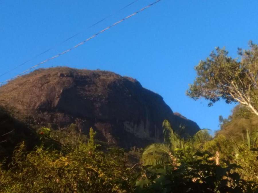 Foto do Granja são Gabriel casa Monara vista linda para pedra Riscada!