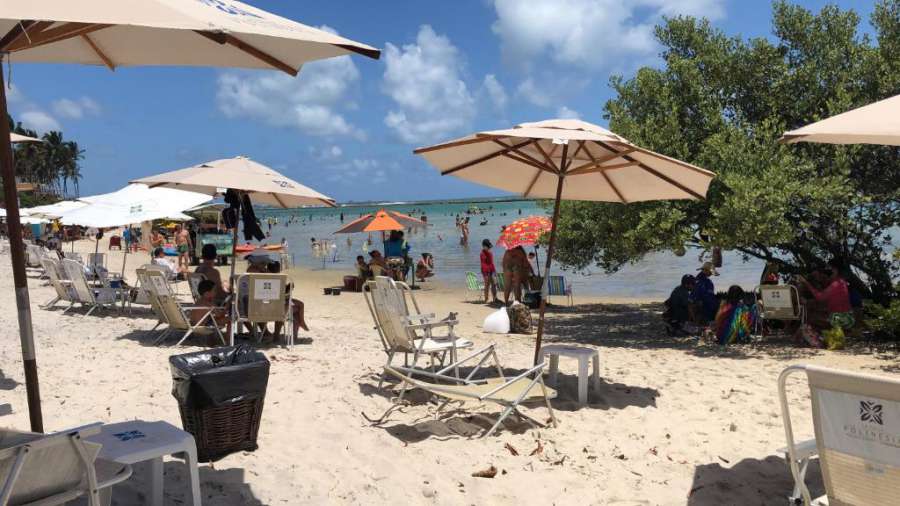 Foto do Porto de galinhas pé na areia